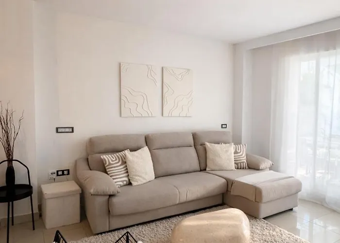 Cortijo Del Mar 公寓